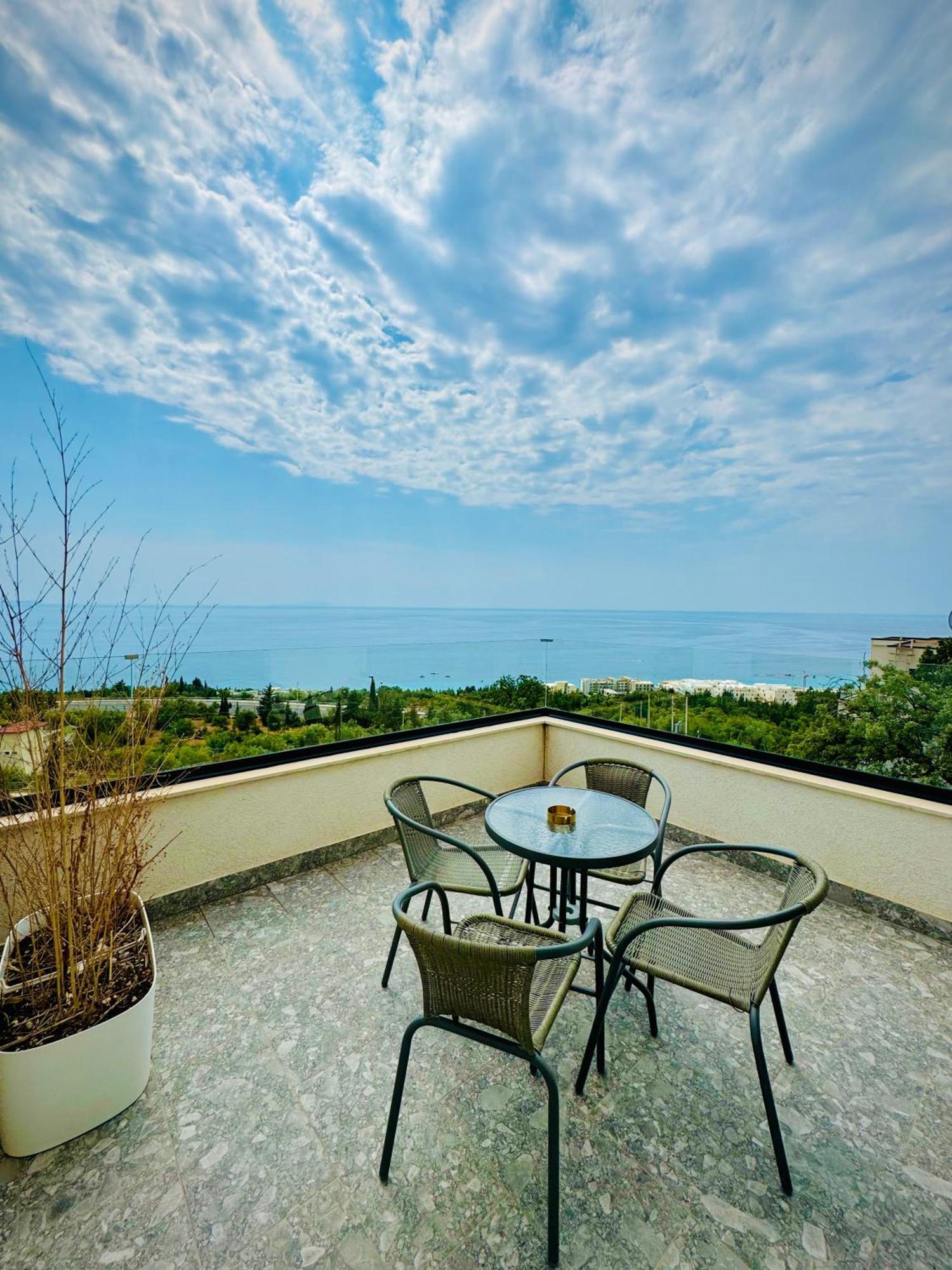 Gogo'S Boutique Hotel Dhermi Exterior photo