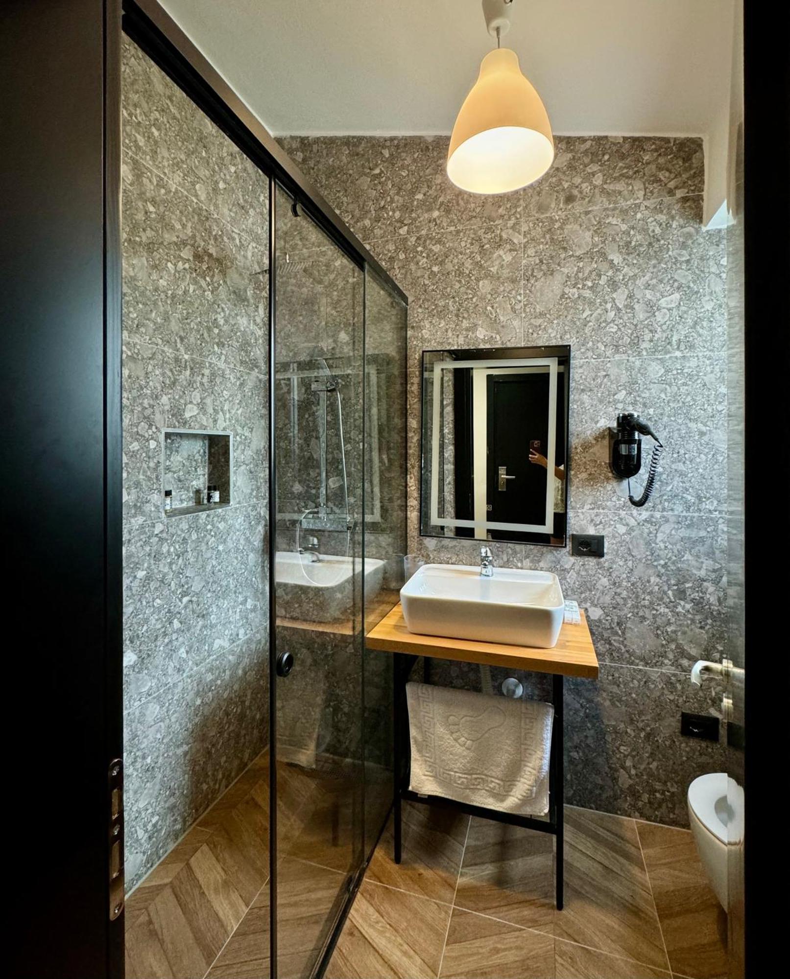 Gogo'S Boutique Hotel Dhermi Exterior photo
